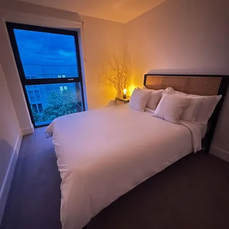 Elephant Park Apartment Room